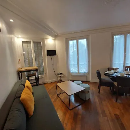 Apartment Superb Cozy & Spacious - 12th *